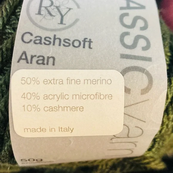 12 Skeins NWT! Rowan RYC Cashsoft DK Classic 57% Merino Wool 10% Cashmere Bundle - Picture 8 of 9